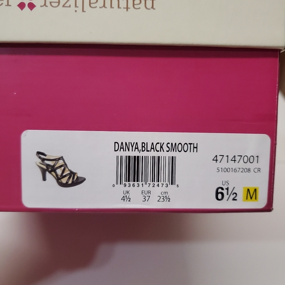 Naturalizer Women's Danya Dress Sandal Black Smooth M - Picture 8 of 10